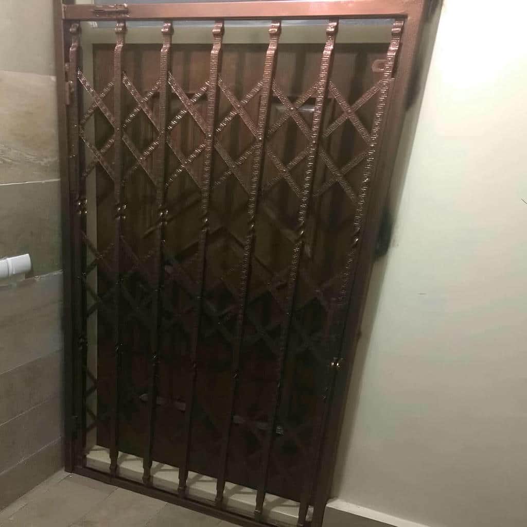 درب حفاظتی آپارتمان با پوشش سطح یکنواخت