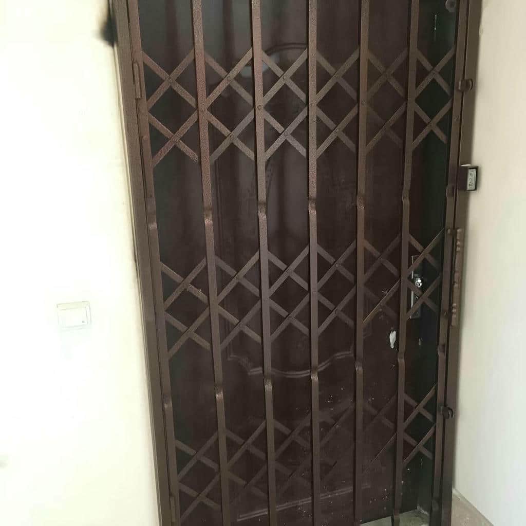 حفاظ درب ضد سرقت با پروفیل فلزی اقتصادی