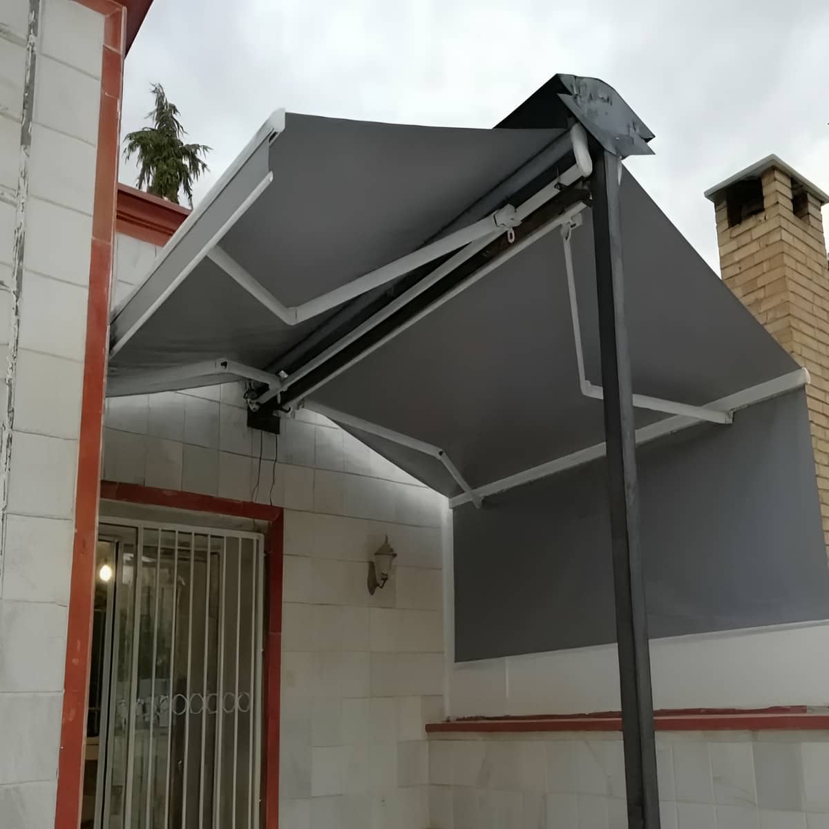 مقایسه سایبان برقی در بندرعباس