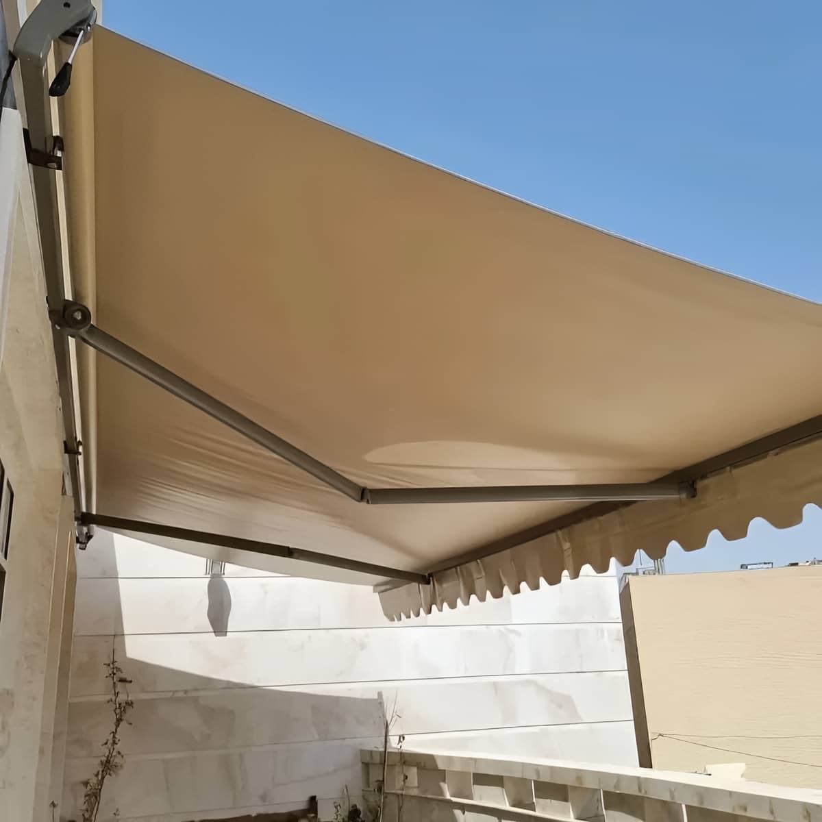 تحلیل سایبان برقی در سنندج