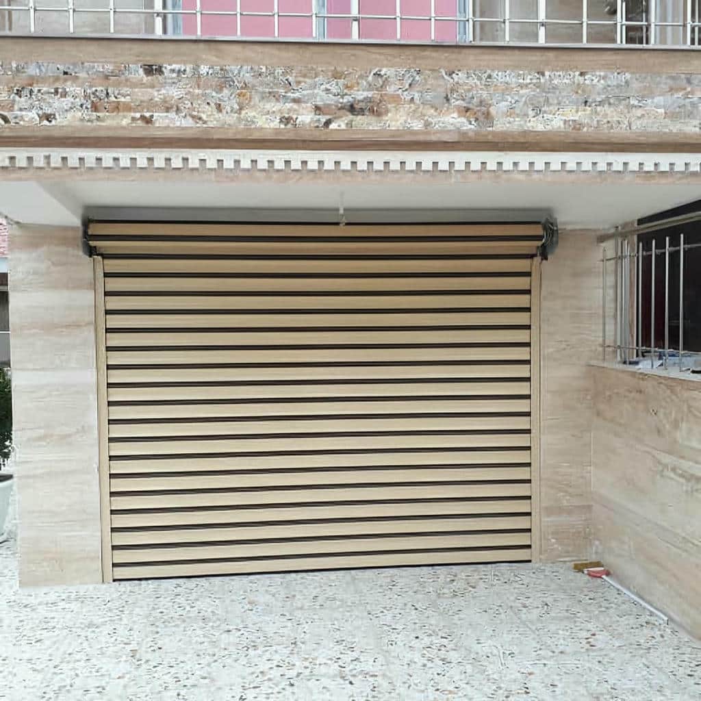 کرکره پارکینگ ریموت دار برای ورودی ساختمان کرکره پارکینگ ریموت دار برای ورودی ساختمان