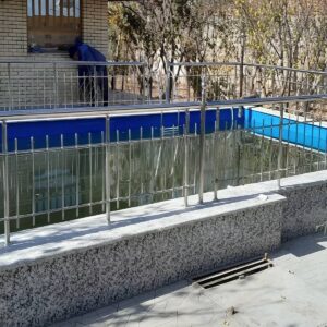 بهترین نرده حفاظ روی درب