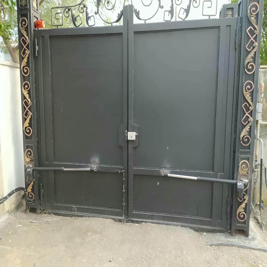 تحلیل جک درب پارکینگ در زاهدان