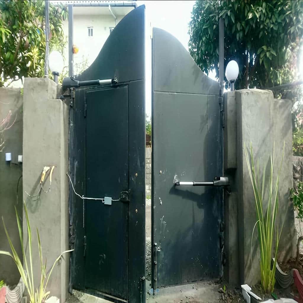 جزئیات جک درب پارکینگ در اصفهان