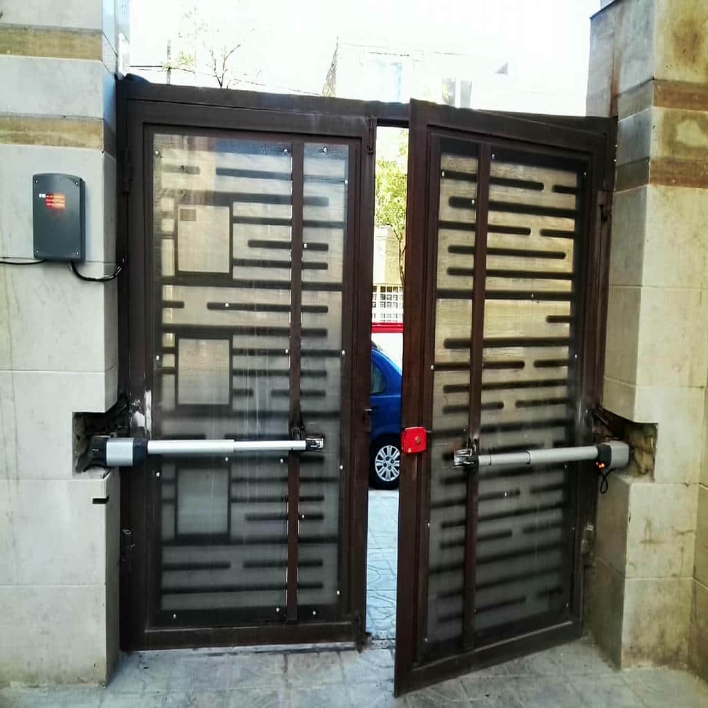 جزئیات جک درب پارکینگ در همدان