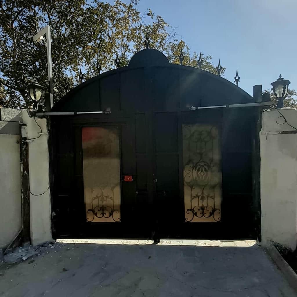 ارزیابی جک درب پارکینگ در همدان