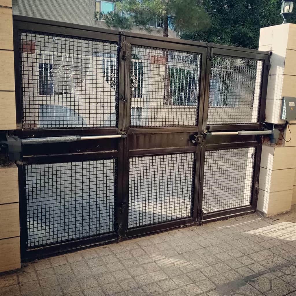 تحلیل جک درب پارکینگ در مشهد