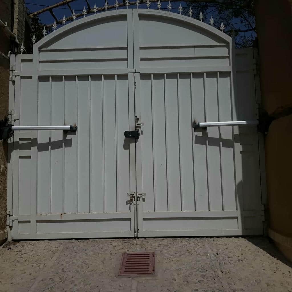 مقایسه جک درب پارکینگ در بندرعباس