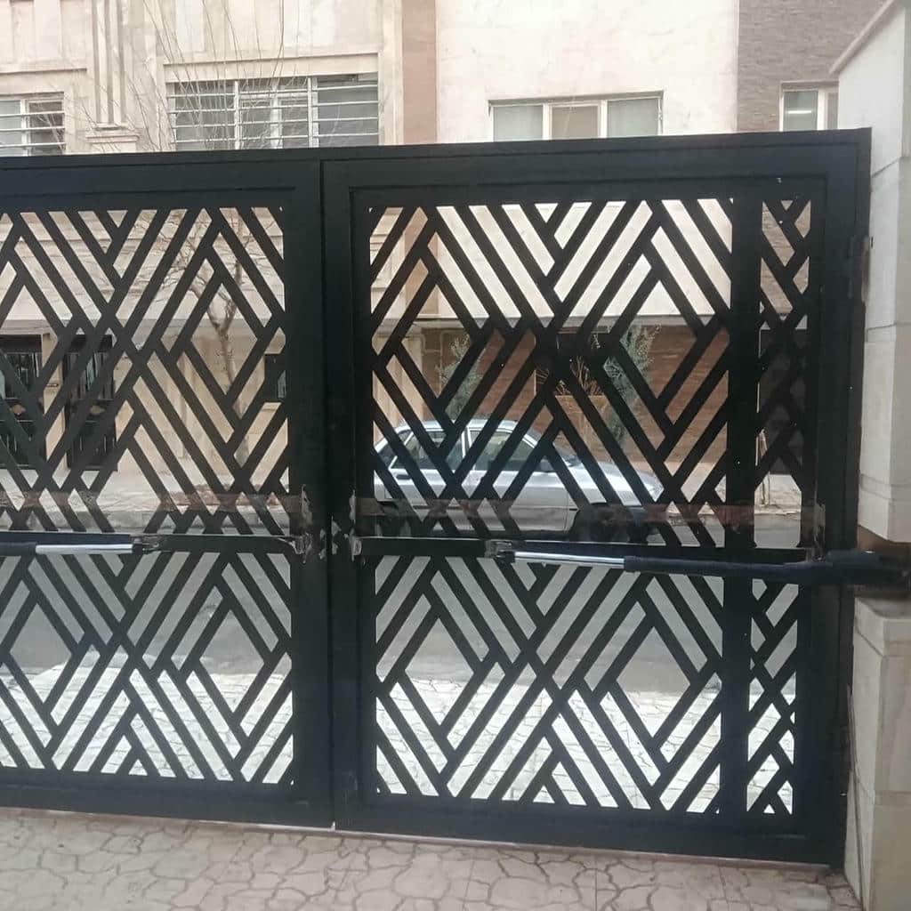 موتور درب پارکینگ آماده بررسی برای سفارش پروژه
