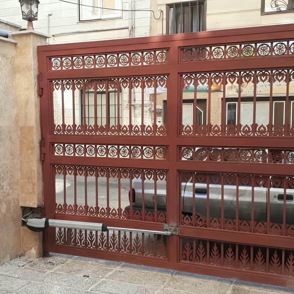 تحلیل جک درب پارکینگ در یزد
