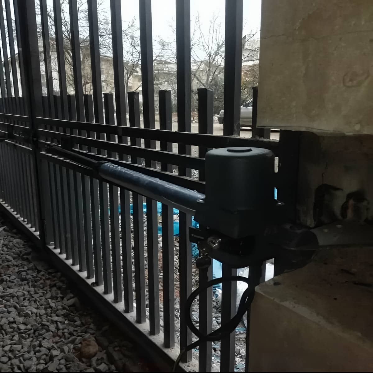جزئیات جک درب پارکینگ در آبادان