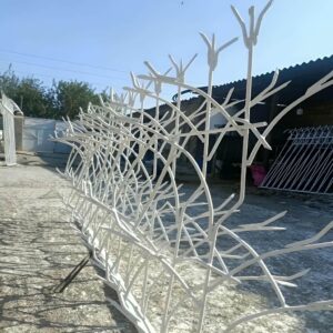 نرده ارزان قیمت بالای دیوار