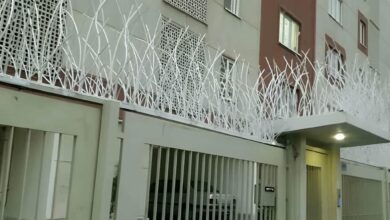 انواع حفاظ دور دیواری ویلا