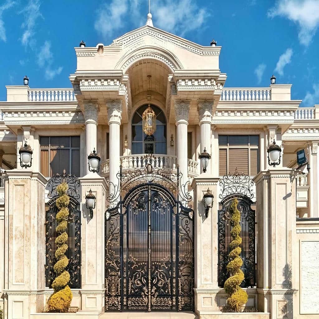 درب لوکس ویلا با طراحی ساده و مینیمال