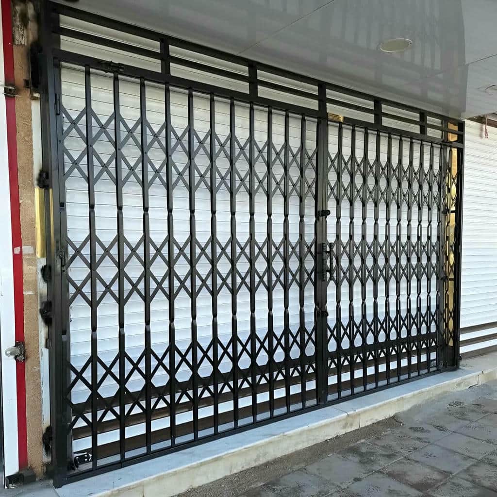 محافظ درب ورودی با پوشش رنگی