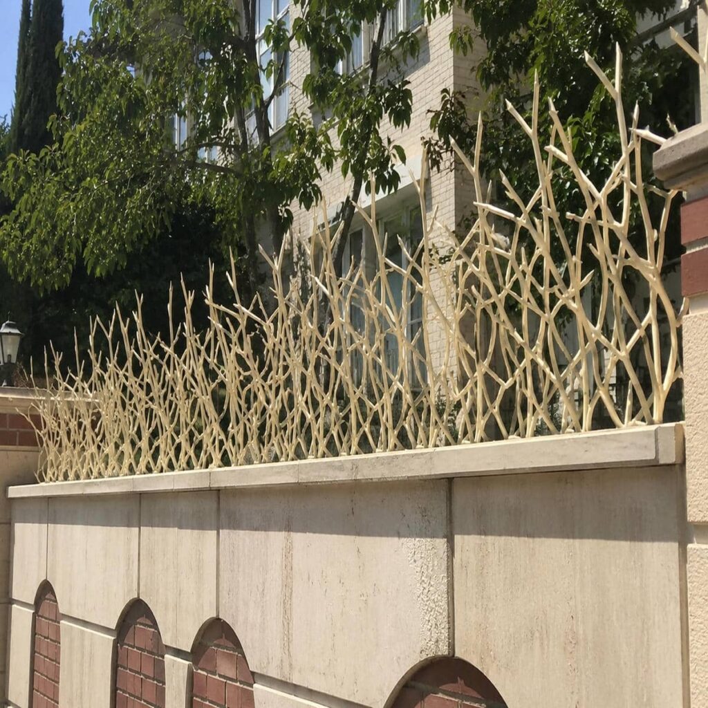 مدل سرنیزه ای فلزی ساختمان