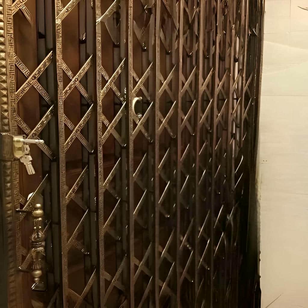 مدل کشویی حفاظ فلزی