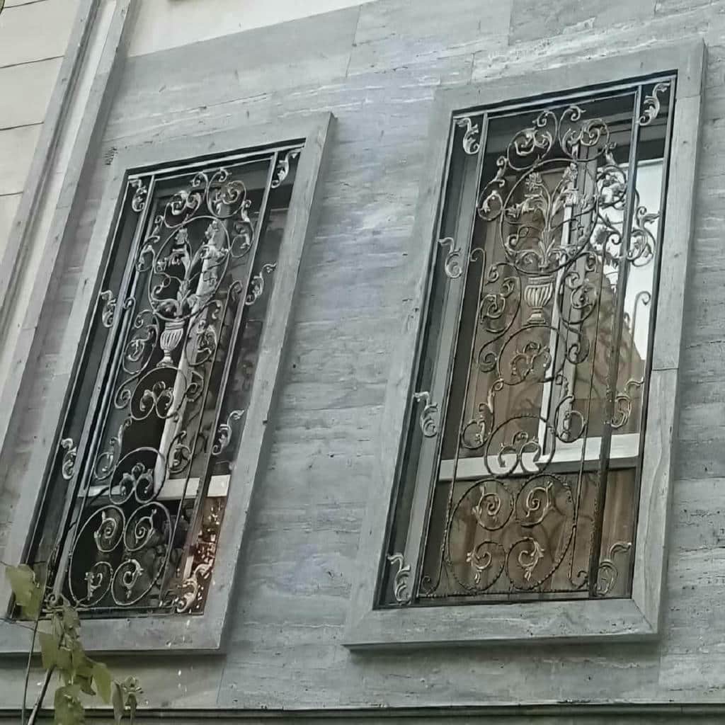 گارد پنجره با رنگ کوره ای