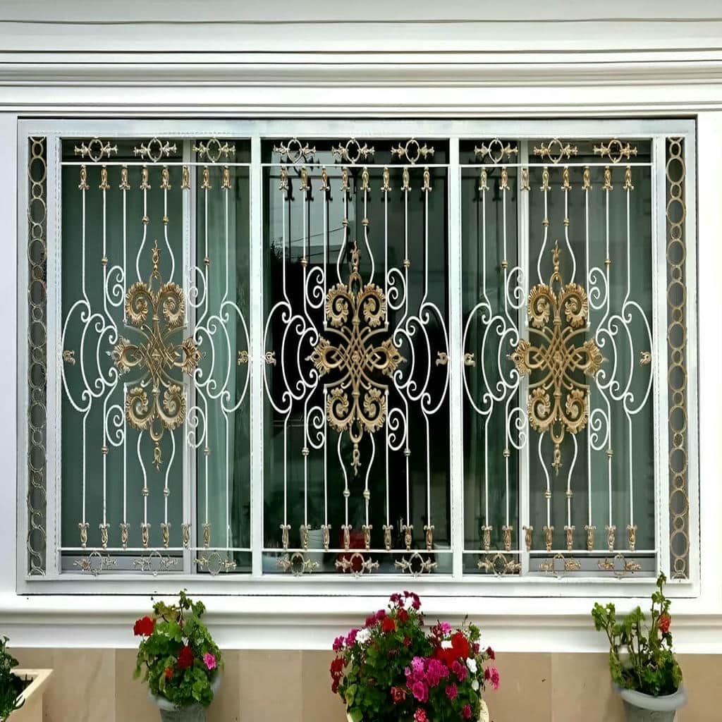 گارد پنجره فلزی برای نمای ساختمان