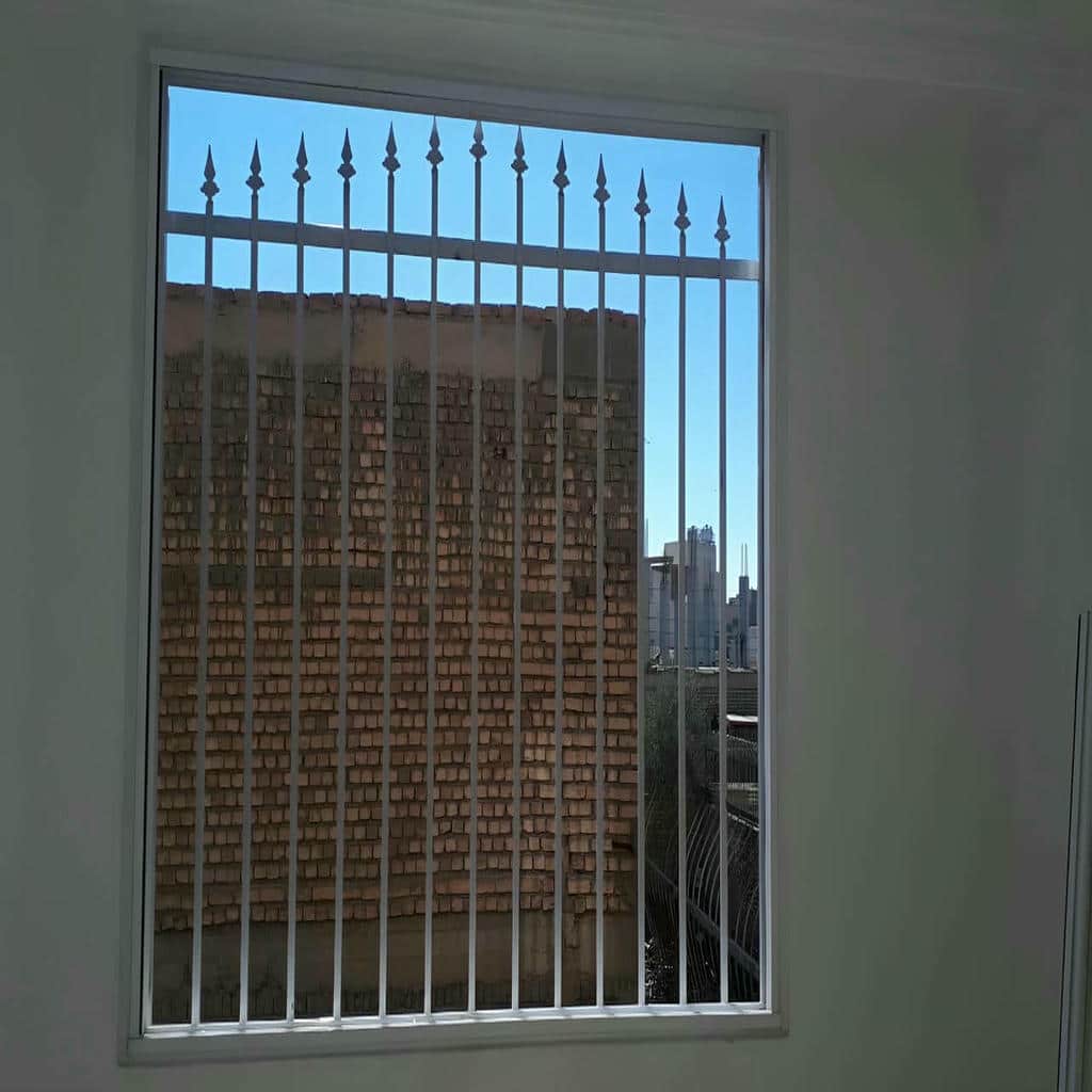 حفاظ پنجره آهنی بوشهر با طراحی فلزی مقاوم مرکز تخصصی حفاظ پنجره در بوشهر و حومه